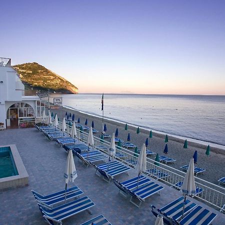 Hotel Vittorio Beach Resort Barano dʼIschia Екстериор снимка