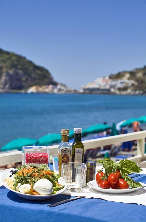 Hotel Vittorio Beach Resort Barano dʼIschia Екстериор снимка
