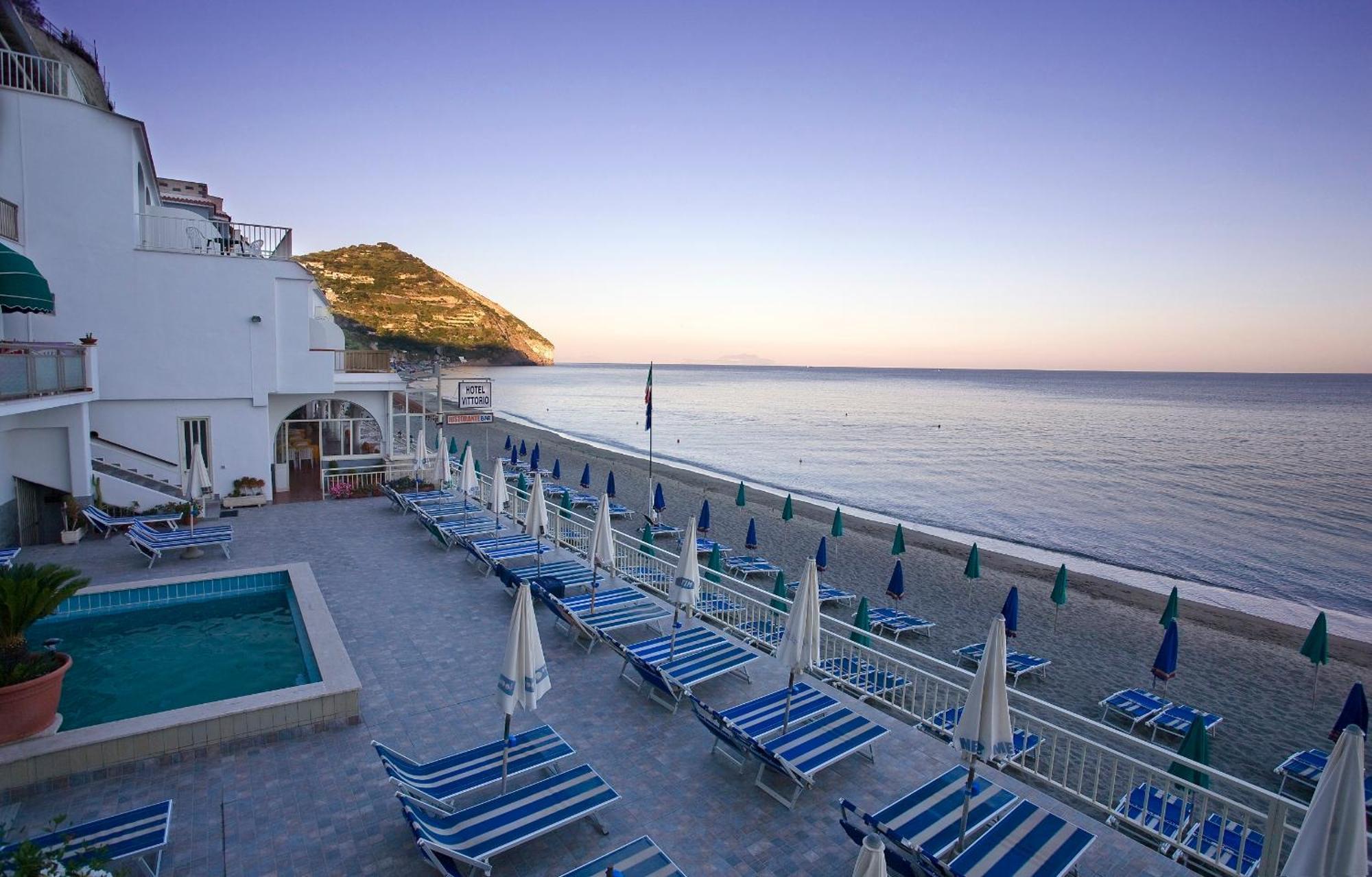 Hotel Vittorio Beach Resort Barano dʼIschia Екстериор снимка
