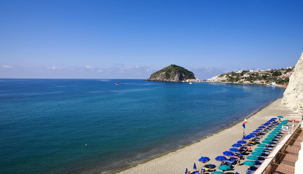 Hotel Vittorio Beach Resort Barano dʼIschia Екстериор снимка