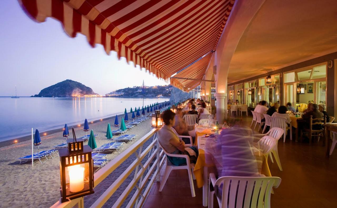 Hotel Vittorio Beach Resort Barano dʼIschia Екстериор снимка